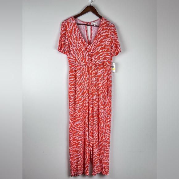 NWT Skye’s The Limit Women’s Size M Jumpsuit Orange White Floral Flutter 0098 - Picture 1 of 7